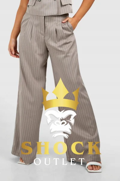 B4D015 SZARE SPODNIE W BIAŁE PASKI PETITE BOOHOO M