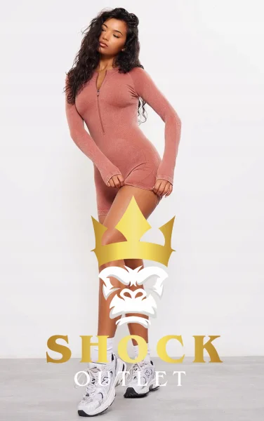 B2F215 CZERWONY KOMBINEZON Z SUWAKIEM PRETTYLITTLETHING L