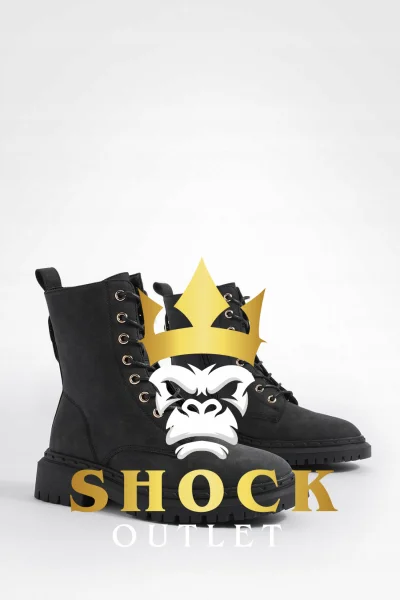 C4D307 CZARNE SZNUROWANE BOTKI BOOHOO 40