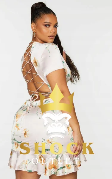 B4D211 MINI SUKIENKA WIĄZANA PRETTYLITTLETHING XXL