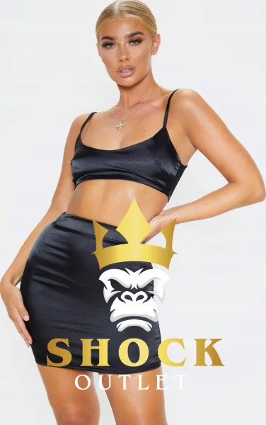 B9B008 SATYNOWY CZARNY TOP PRETTYLITTLETHING XXS