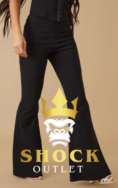 B10A306 CZARNE SPODNIE MATERIAŁOWE SZEROKA NOGAWKA PRETTYLITTLETHING L