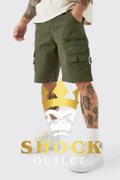 D0E011 ZIELONE KHAKI SPODENKI BOOHOOMAN 30