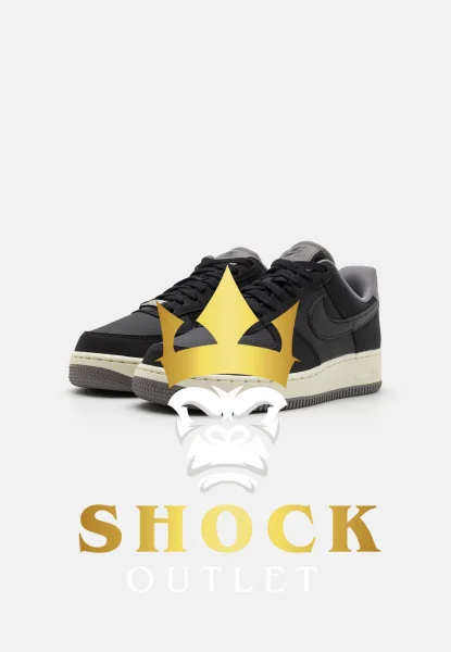 H3E5 CZARNE SNEAKERSY 'AIR FORCE' NIKE 45