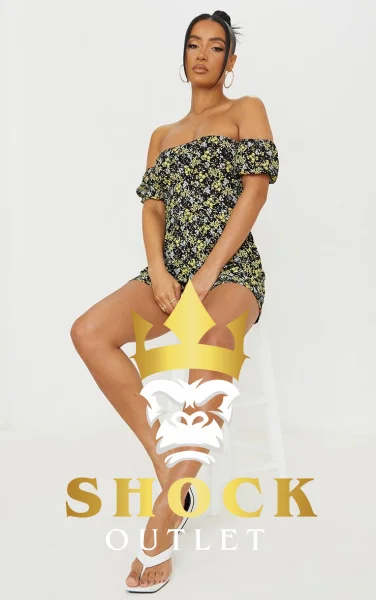 C6E011 CZARNY KOMBINEZON W ŻÓŁTE KWIATY PRETTYLITTLETHING XS