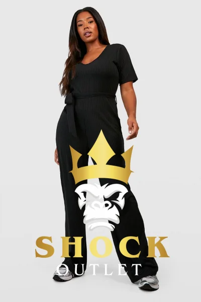 D1A021 CZARNY PRĄŻKOWANY KOMBINEZON PLUS SIZE BOOHOO 8XL