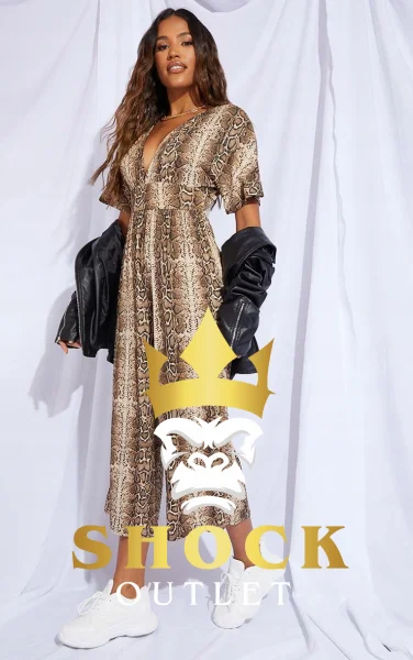 D0A109 BRĄZOWY KOMBINEZON SNAKE PRETTYLITTLETHING XS
